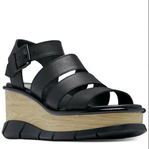 Sorel Joanie III Ankle Strap Platform Sandal